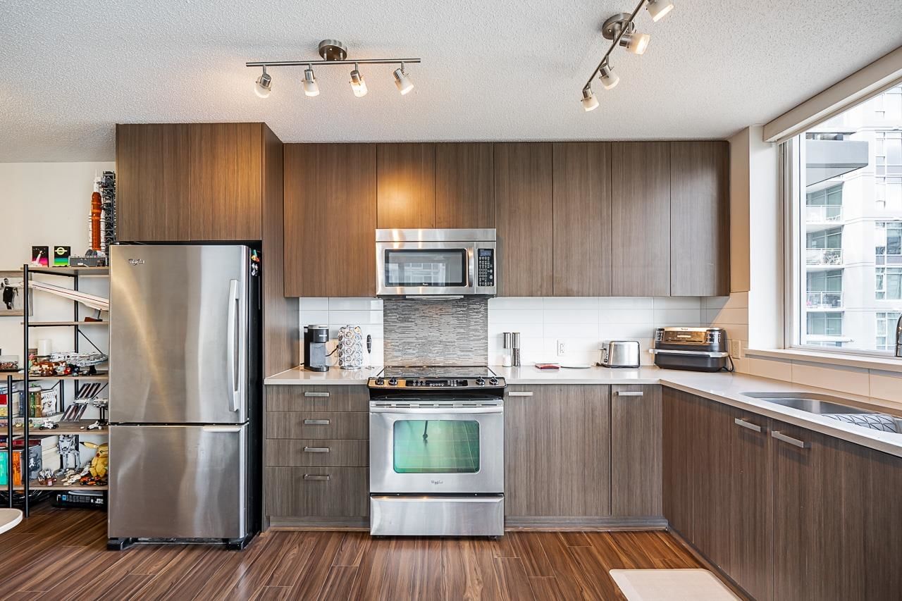 Listing Image 10