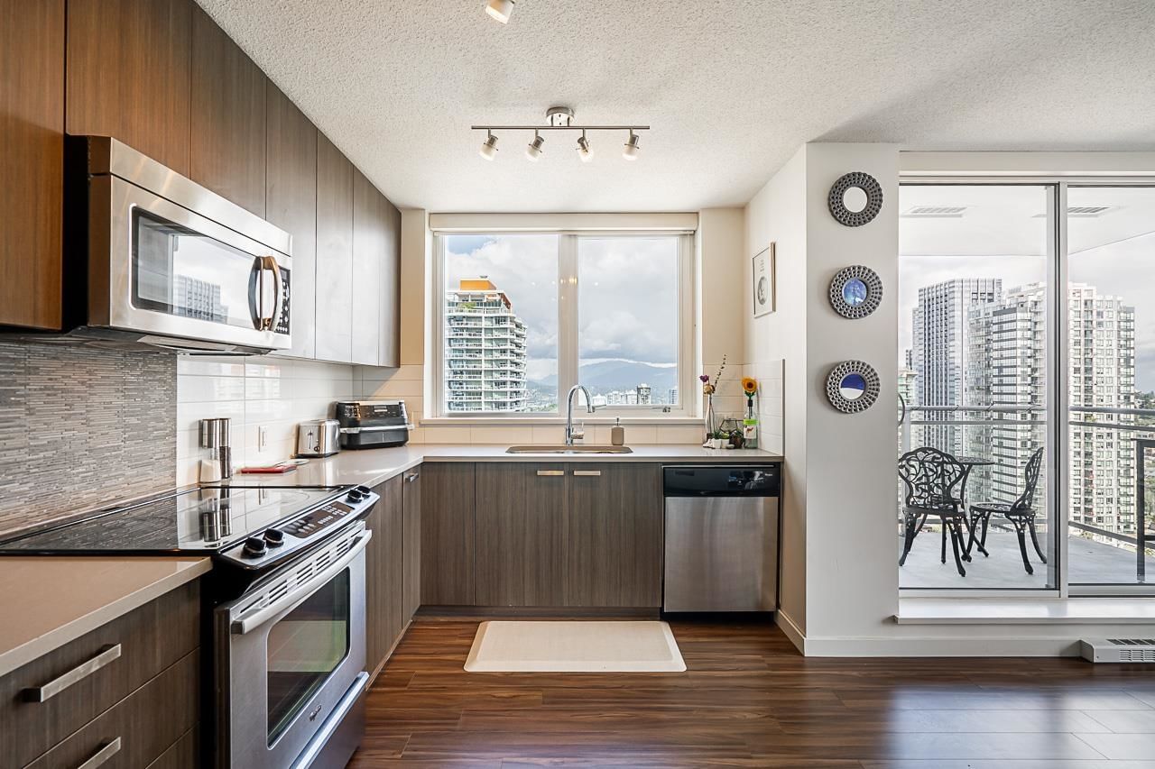 Listing Image 11