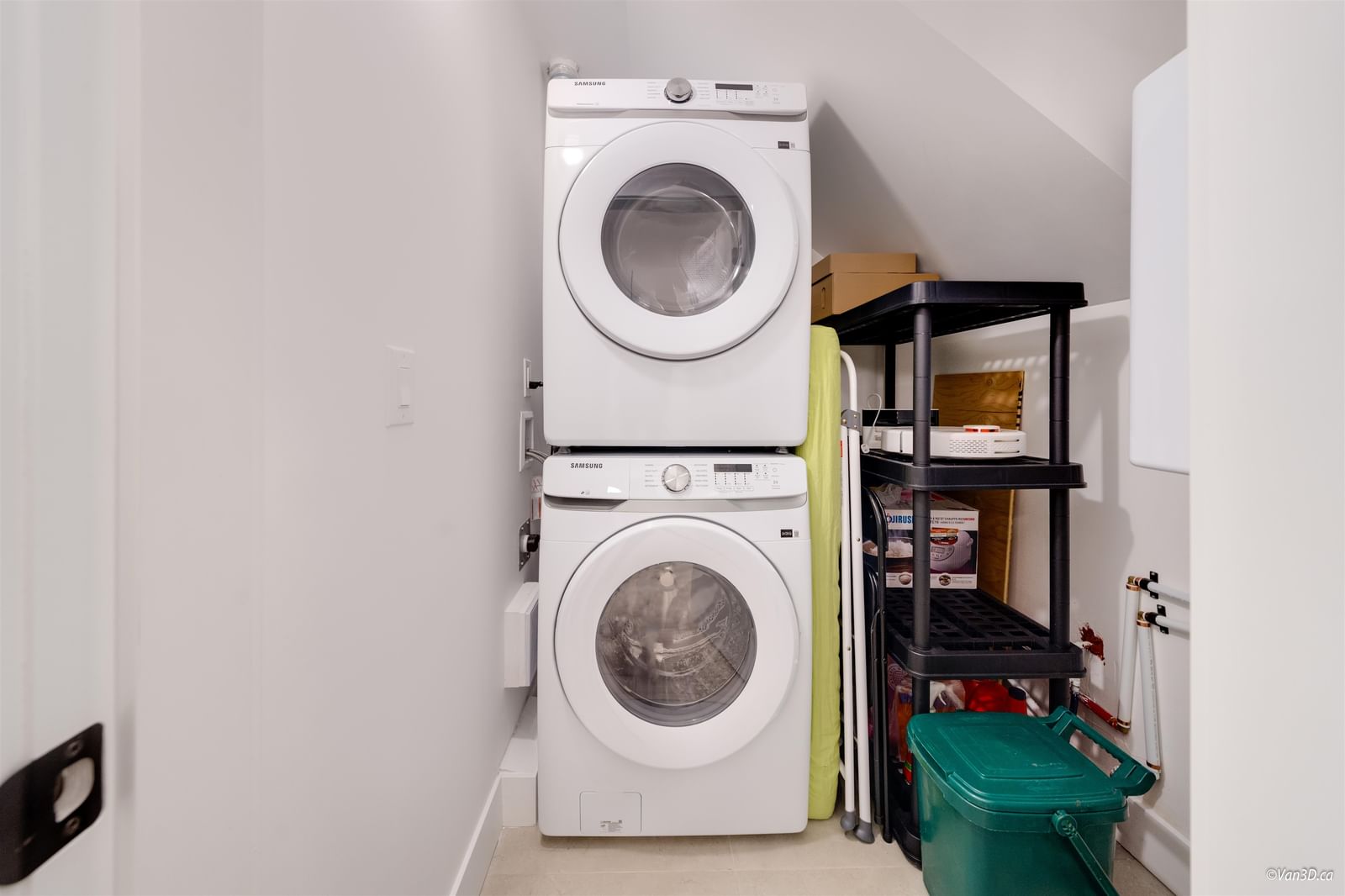 Listing Image 18