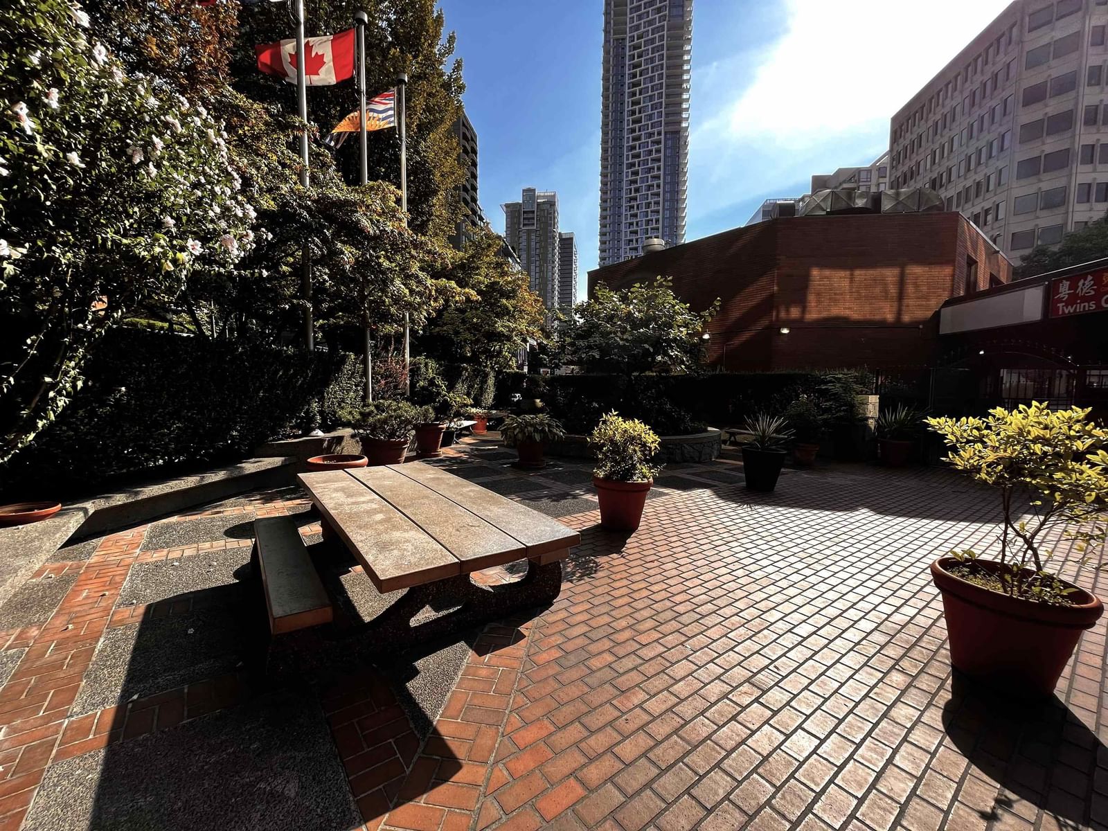 Listing Image 13