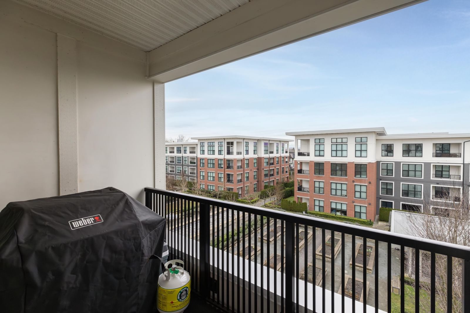 Listing Image 13