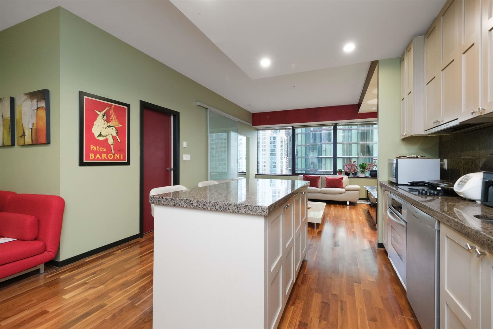 Listing Image 9