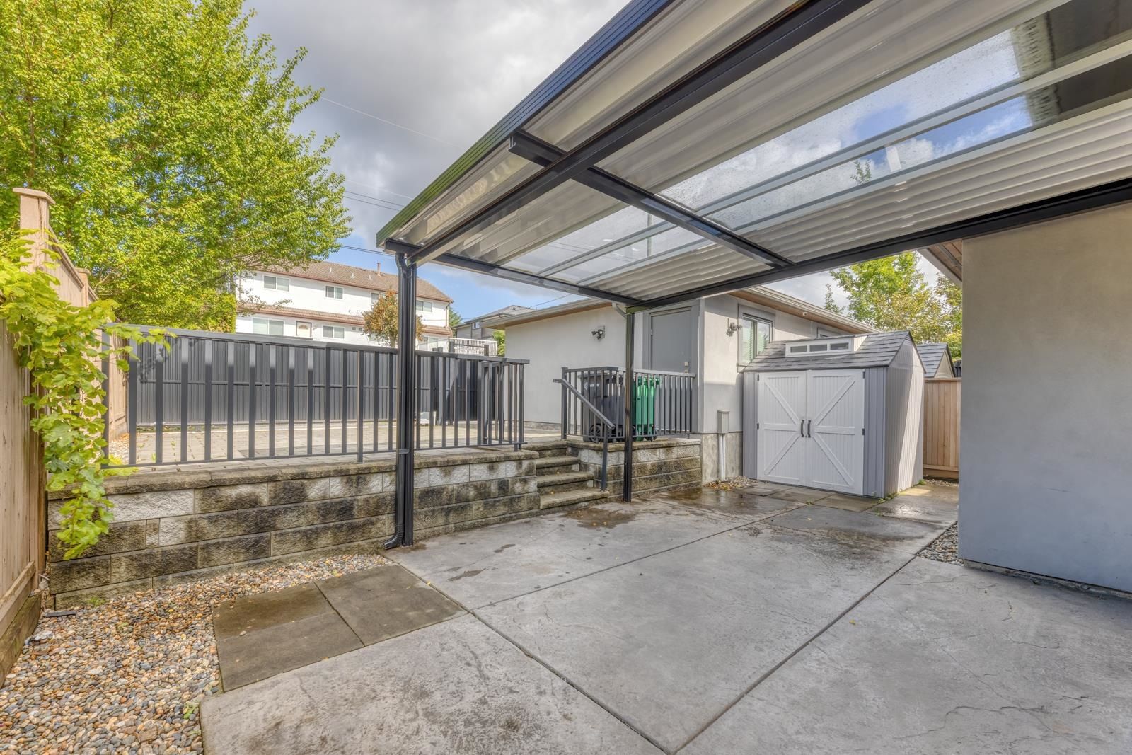 Listing Image 21