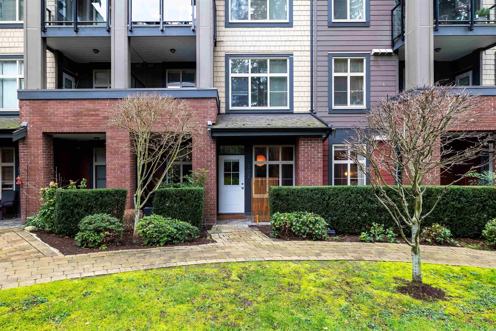 Listing Image 19