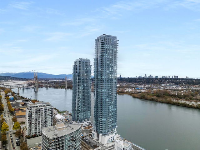 2102 - 680 Quayside Drive