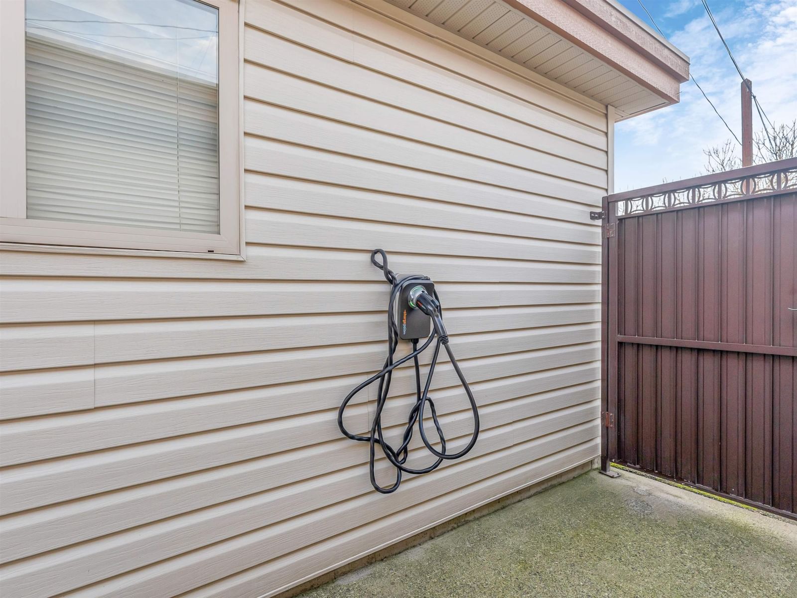 Listing Image 33