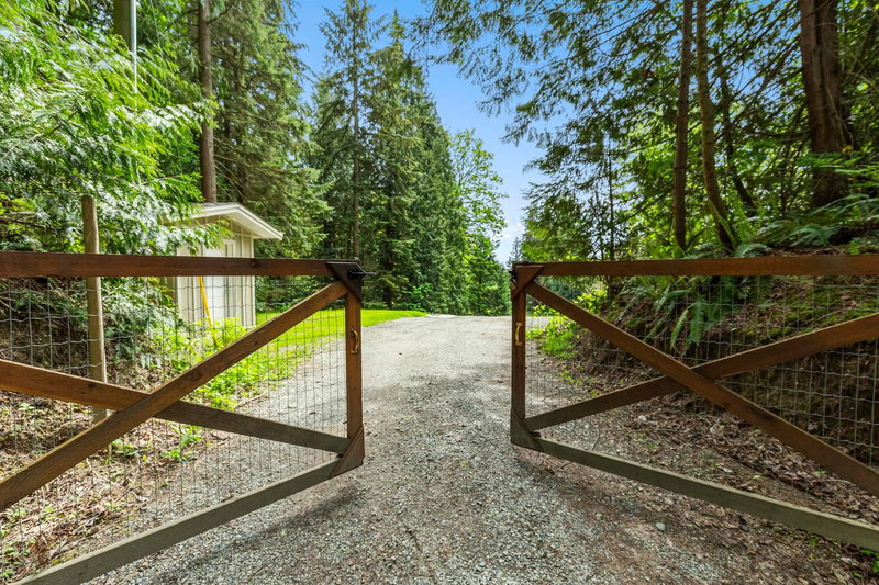 31796 Grove Avenue, Mission, V4S 1E7 | Image 2