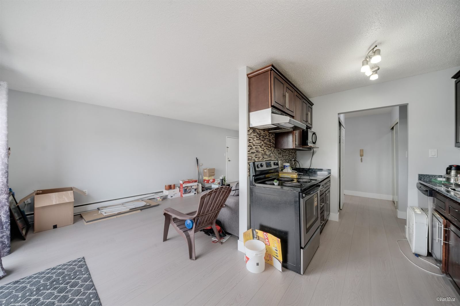 Listing Image 17