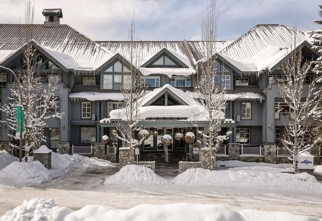 SL62 - 4573 Chateau Boulevard