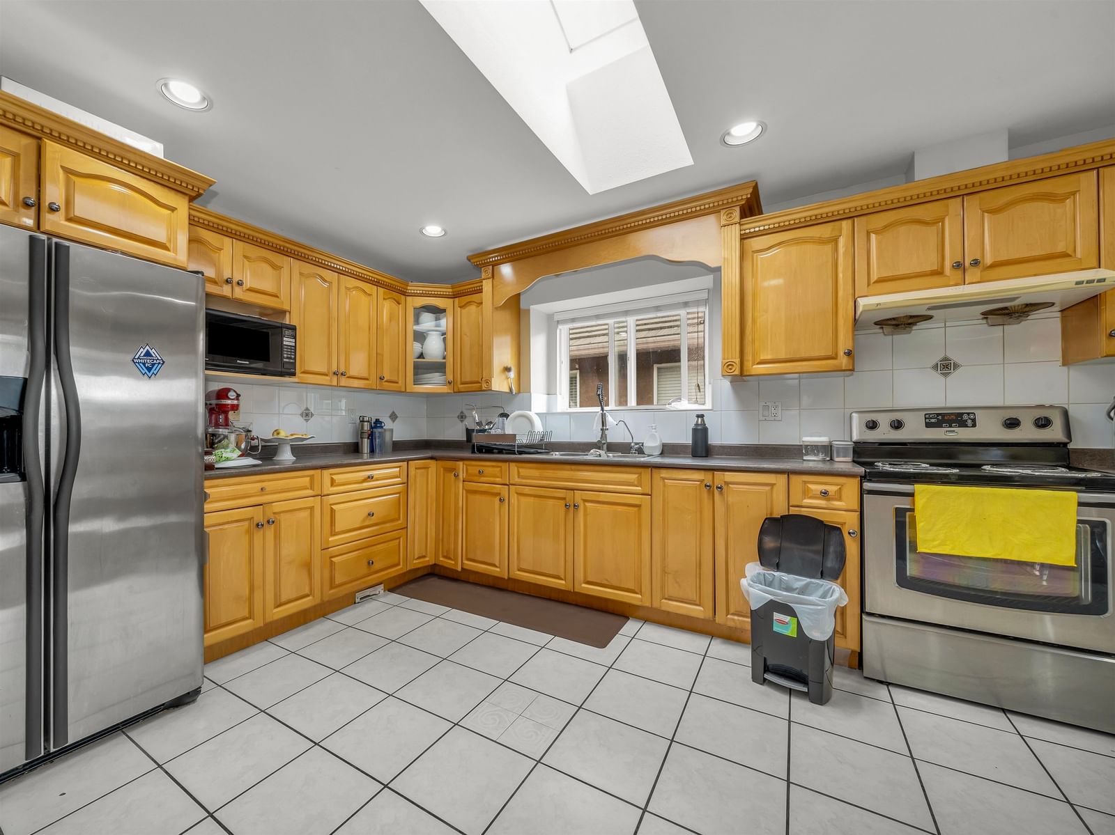 Listing Image 14