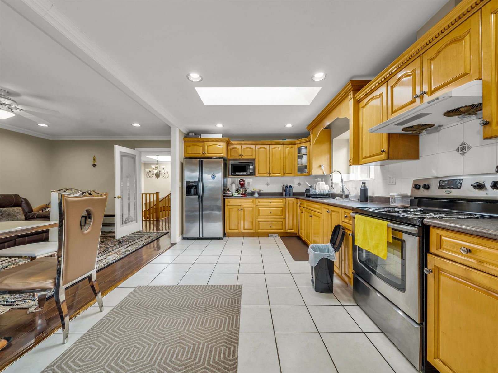 Listing Image 15