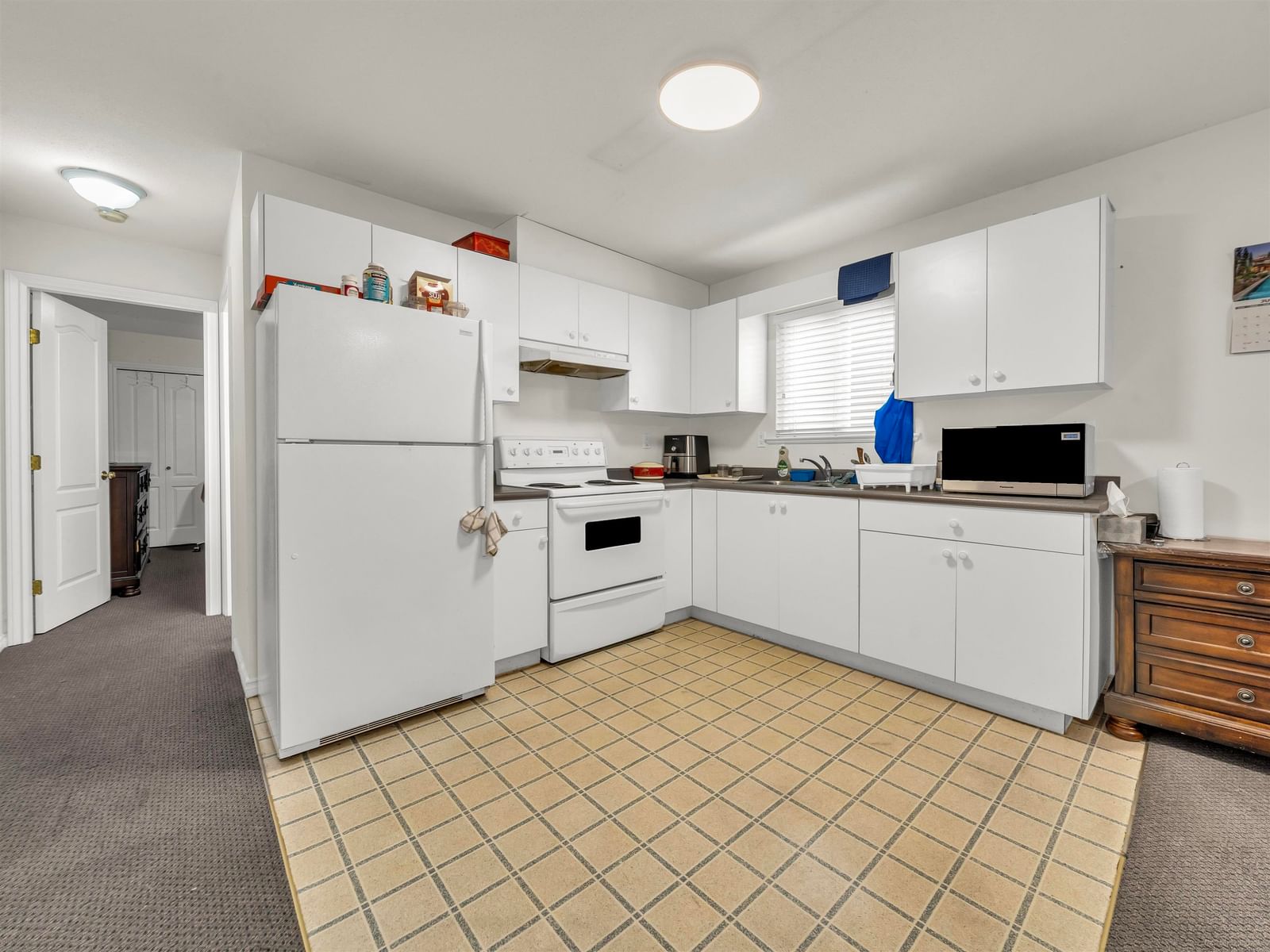 Listing Image 17