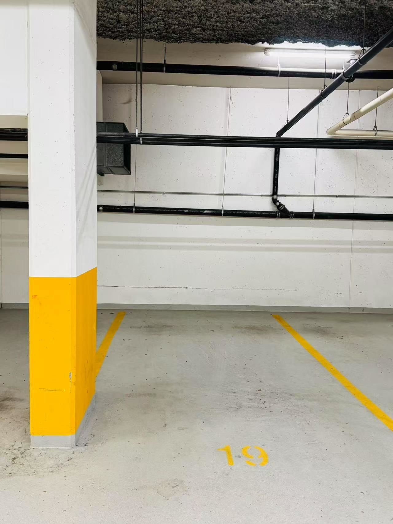 Listing Image 18
