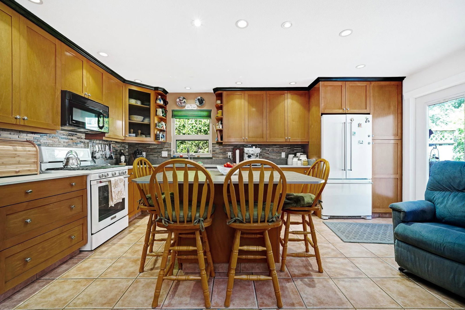 Listing Image 15