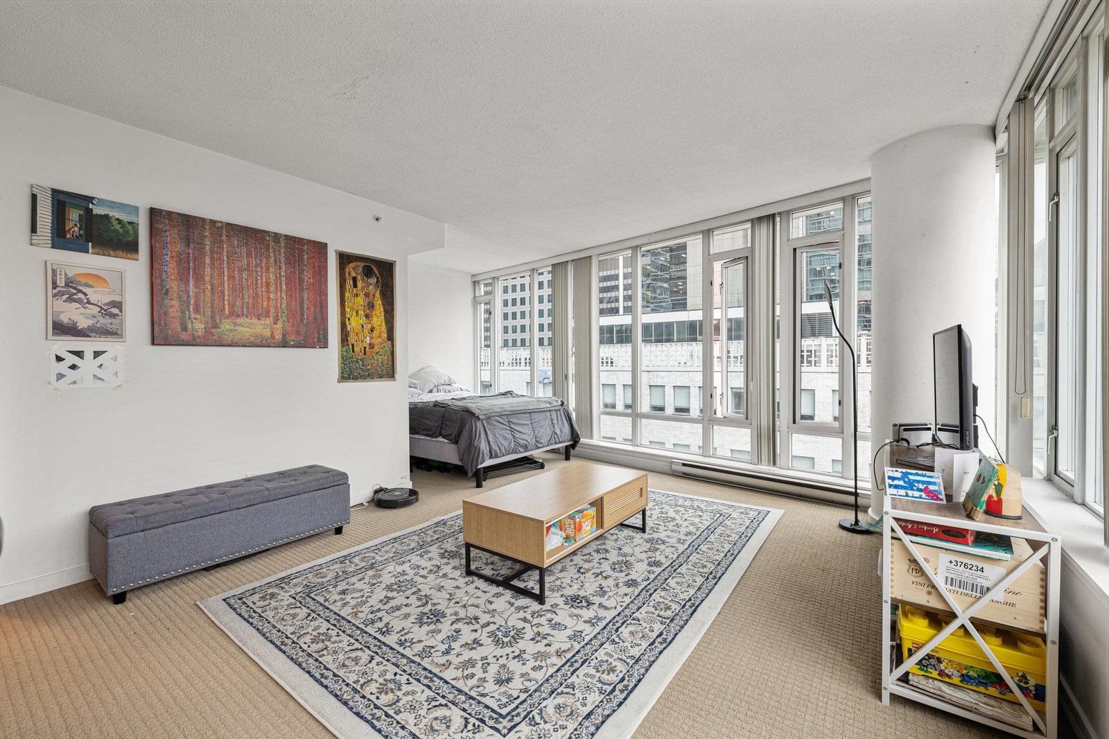 Listing Image 7