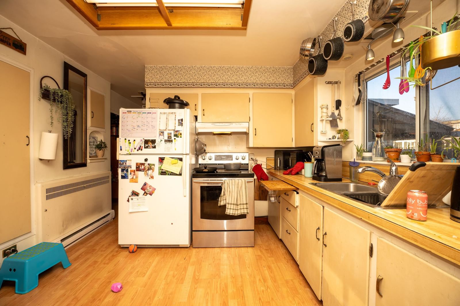 Listing Image 10