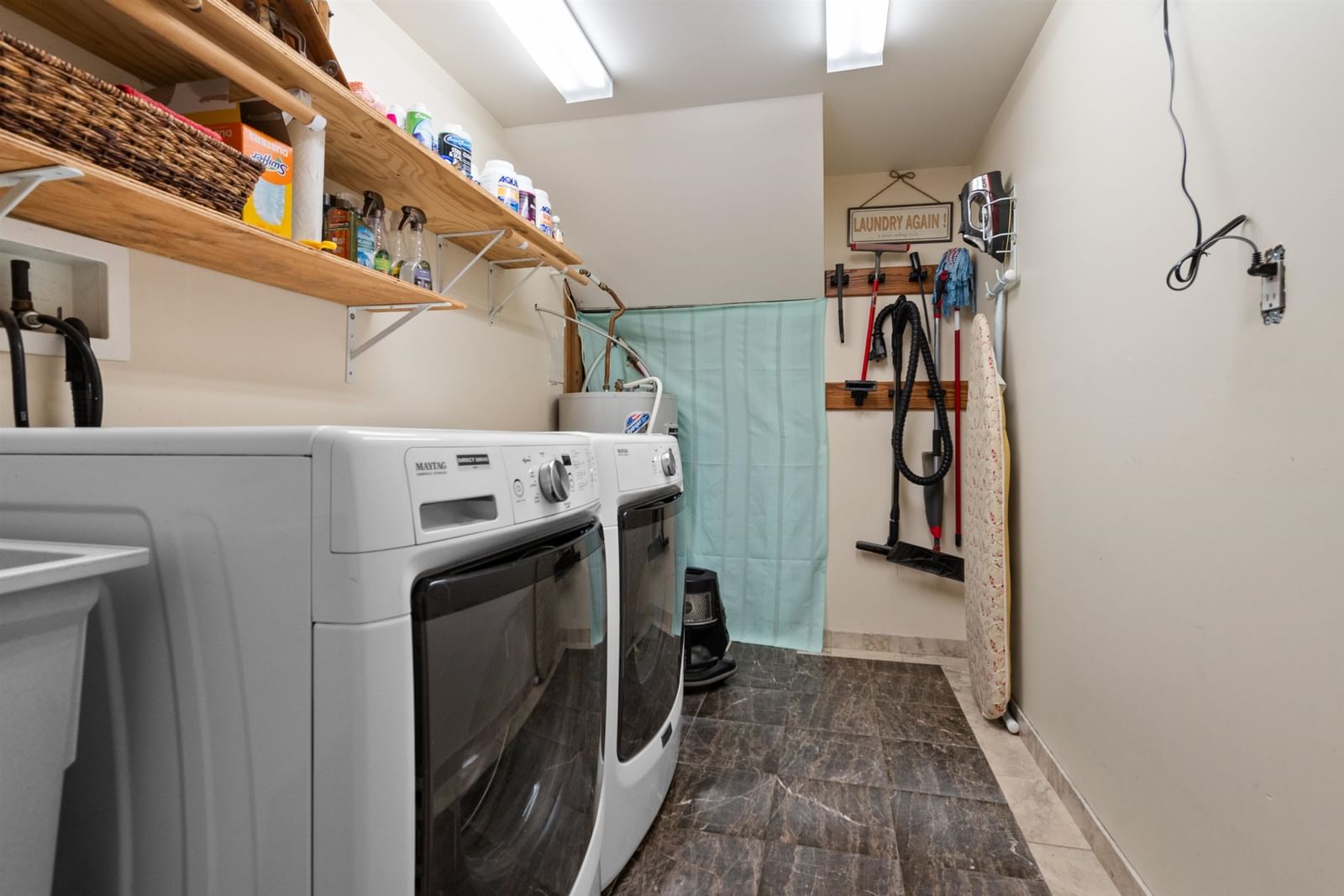 Listing Image 17