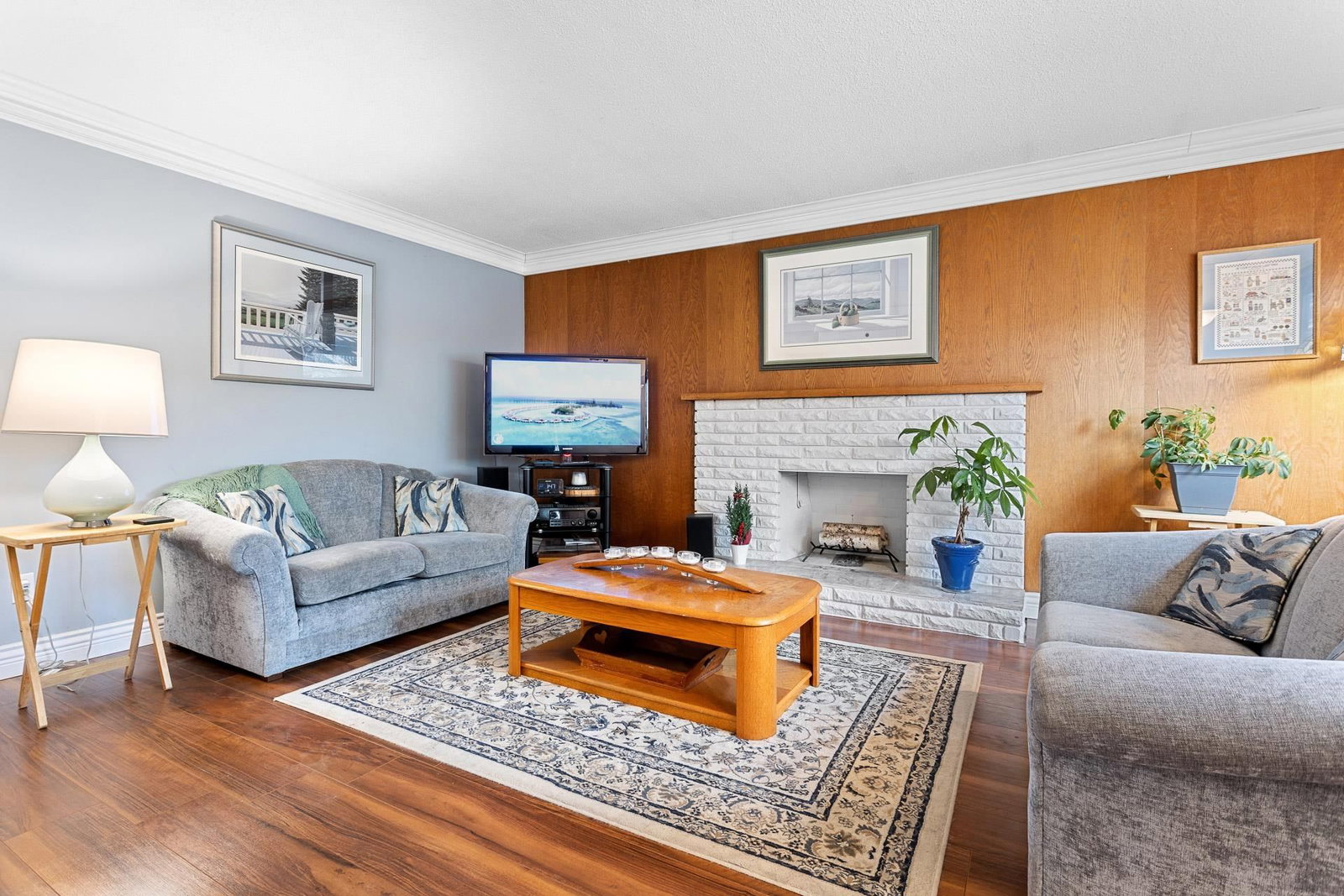 Listing Image 8