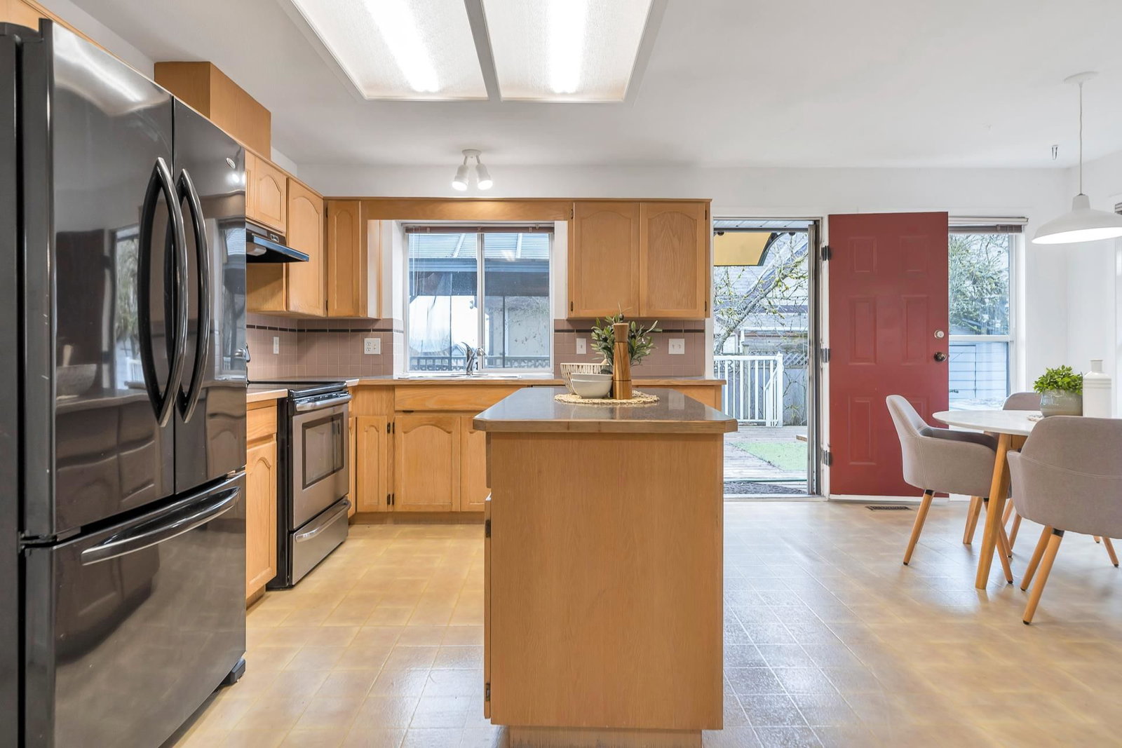 Listing Image 11