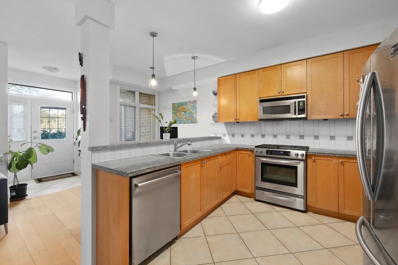 Listing Image 14
