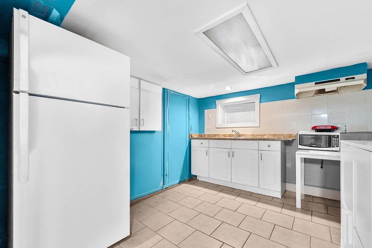 Listing Image 18