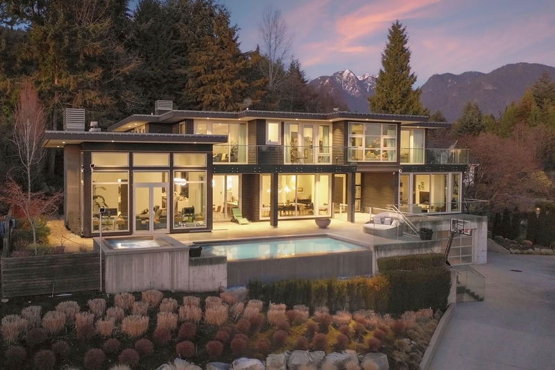 1065 Groveland Road, West Vancouver, British Columbia