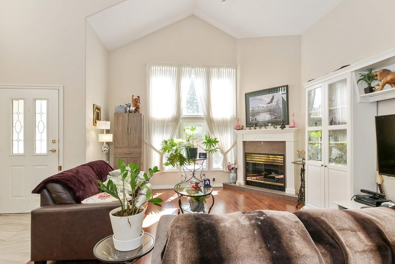 7 - 13911 16 Avenue, Surrey, V4A 1P8 | Image 3