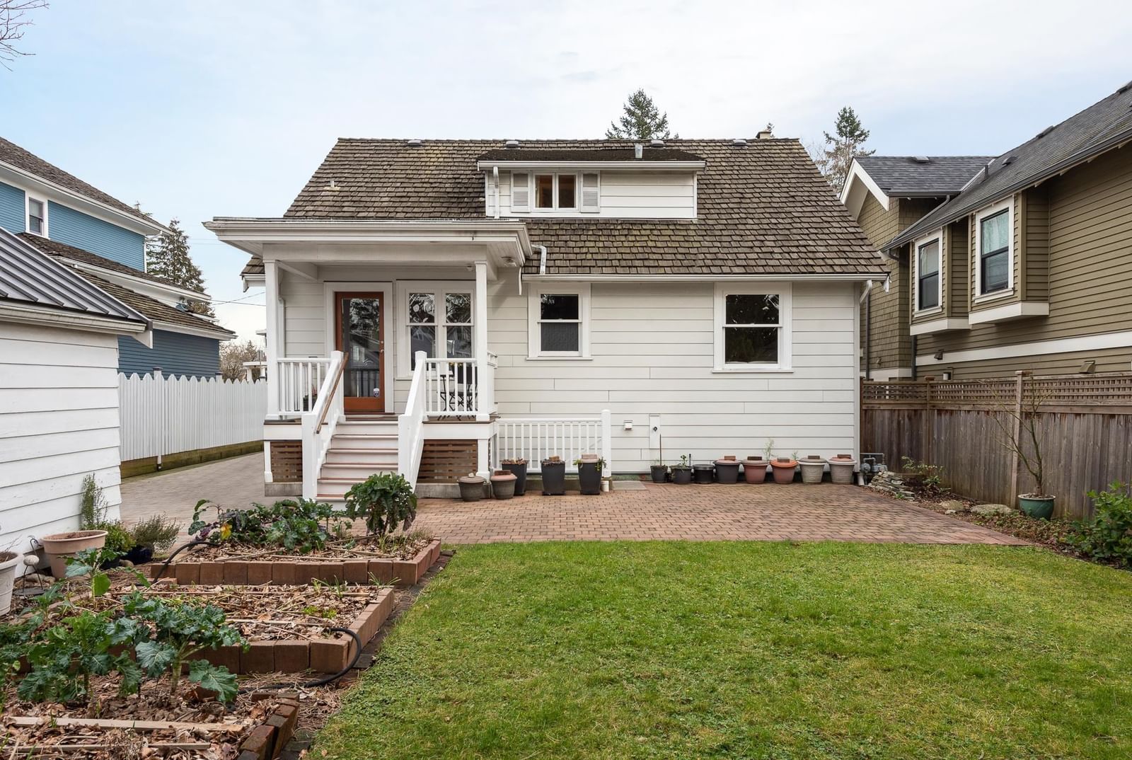 Listing Image 16