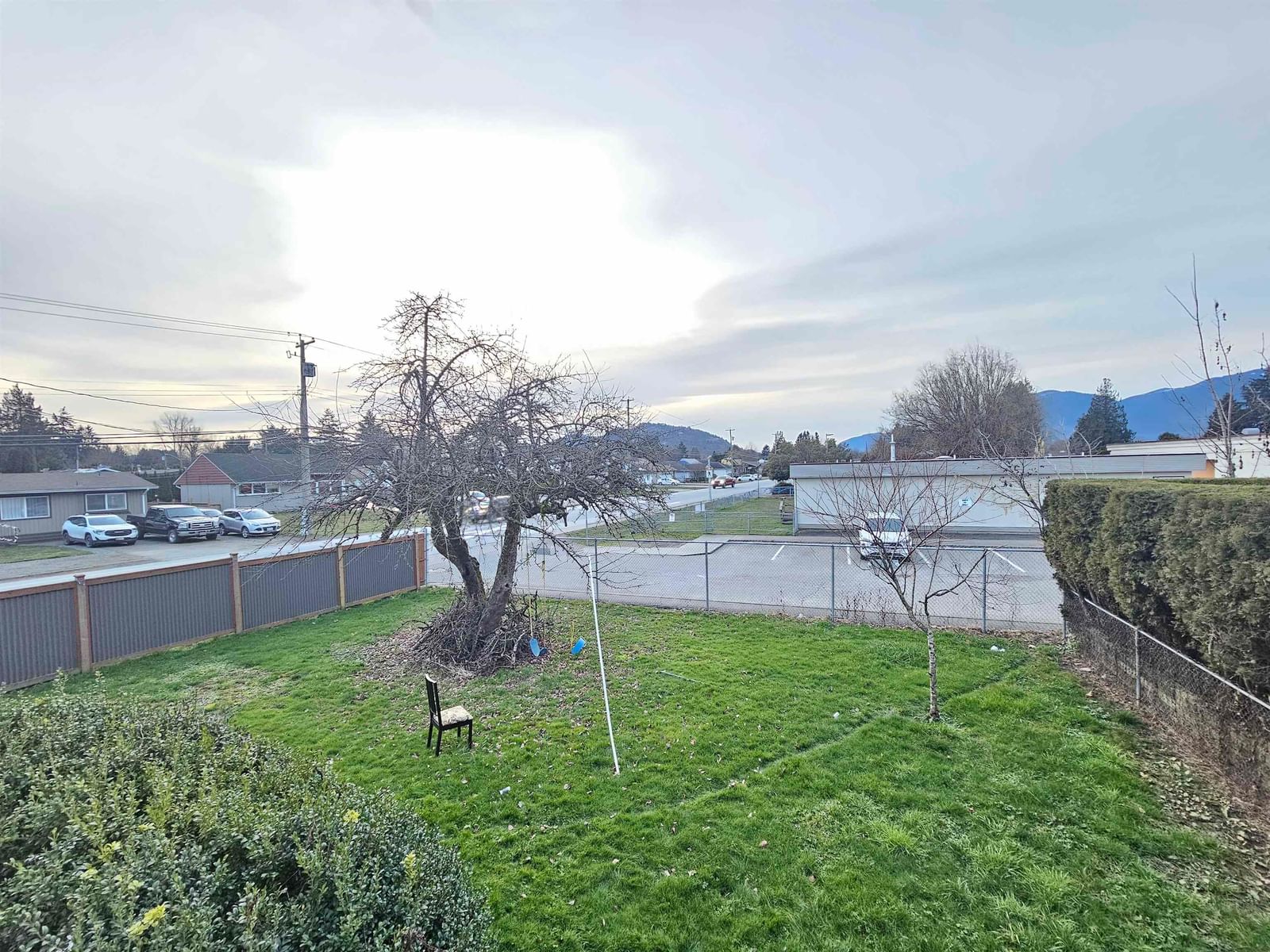 Listing Image 8