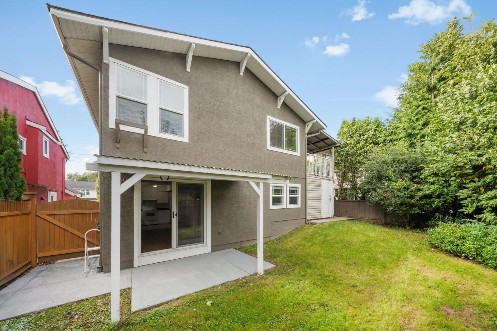 Listing Image 6