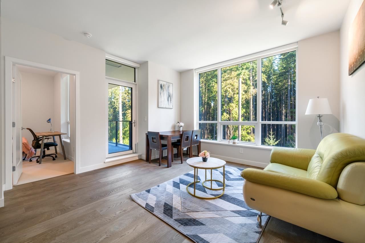 Listing Image 10