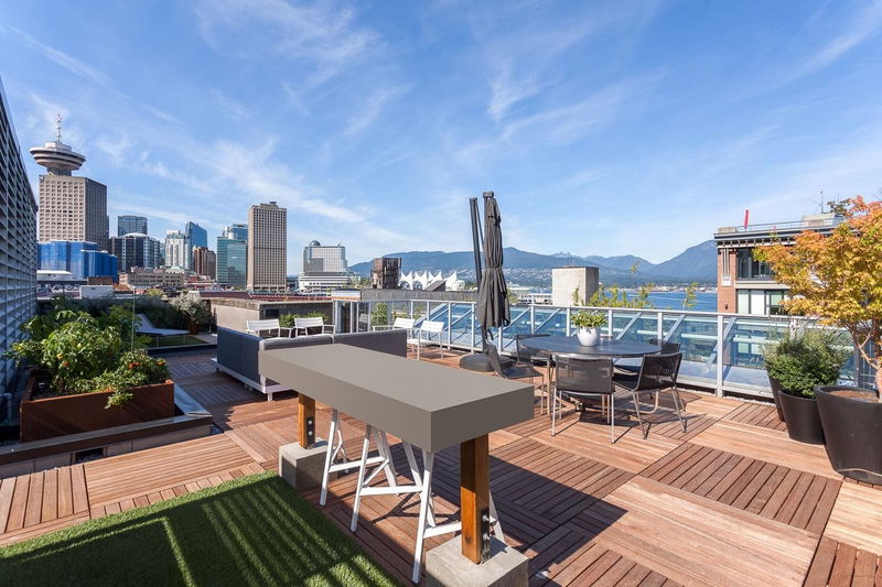 36 Water Street #701, Vancouver, British Columbia