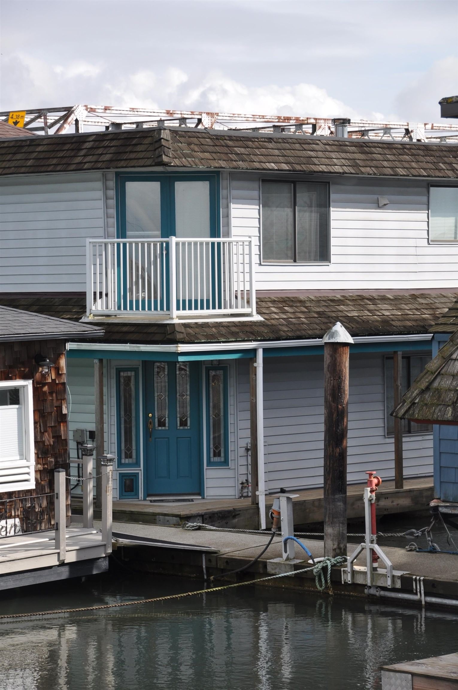 Listing Image 19