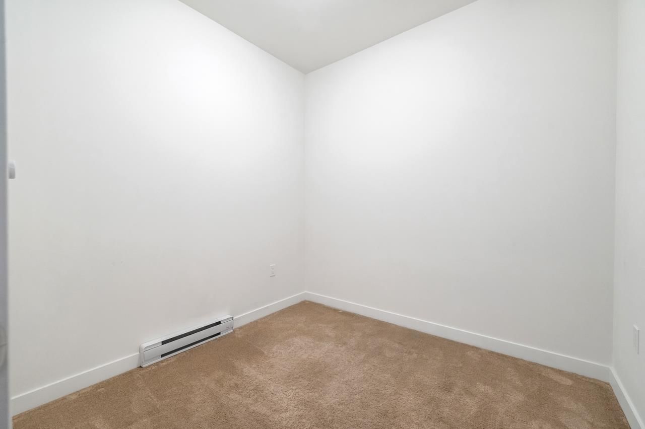 Listing Image 26