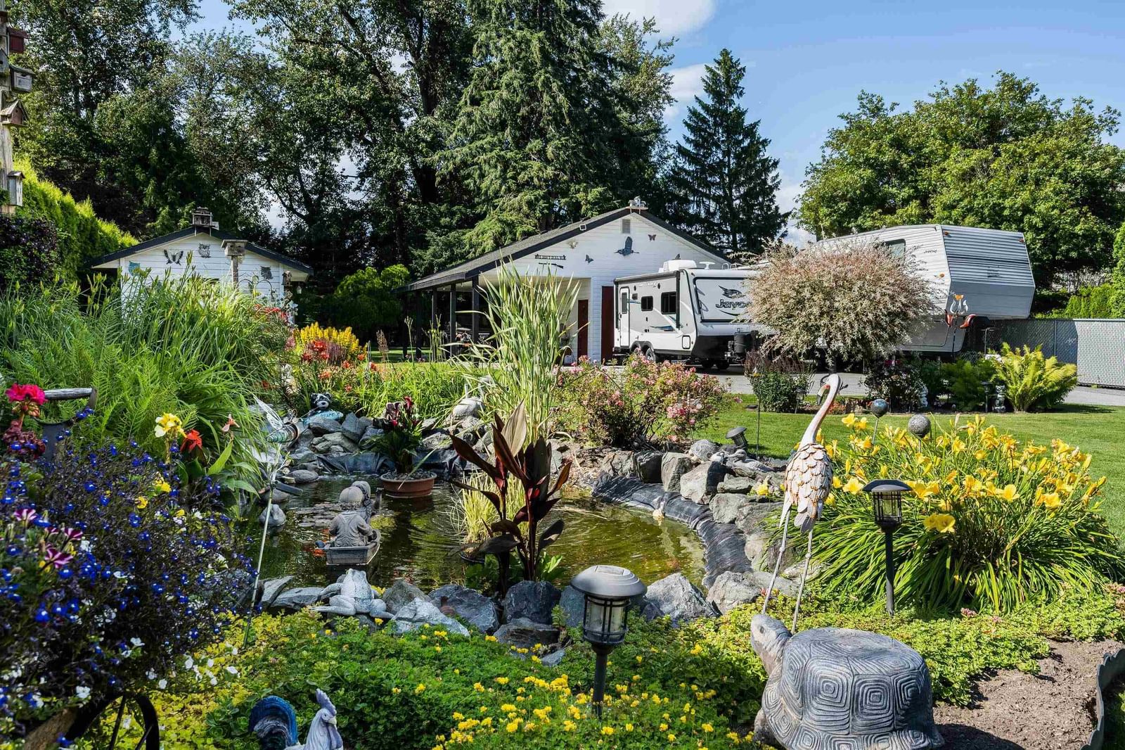 Listing Image 32