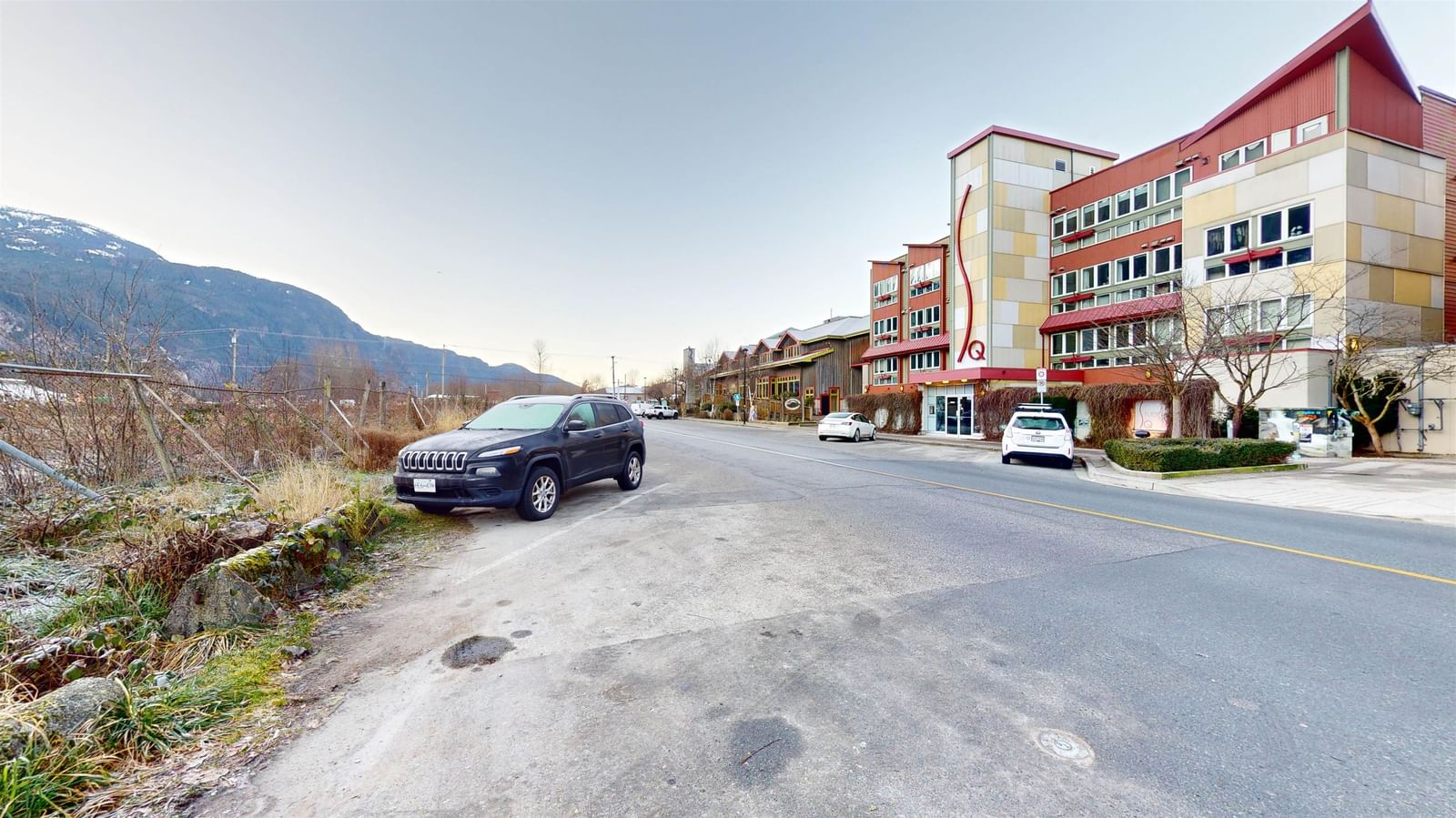 Listing Image 10