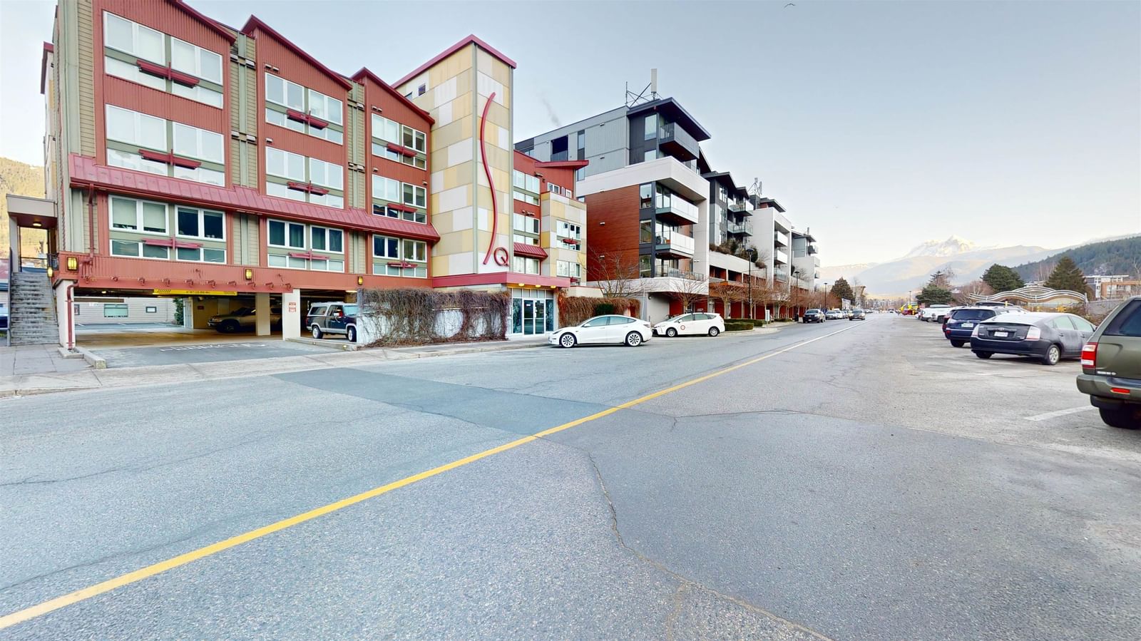 Listing Image 11