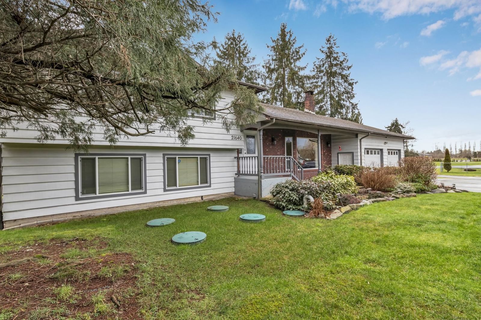 Listing Image 11