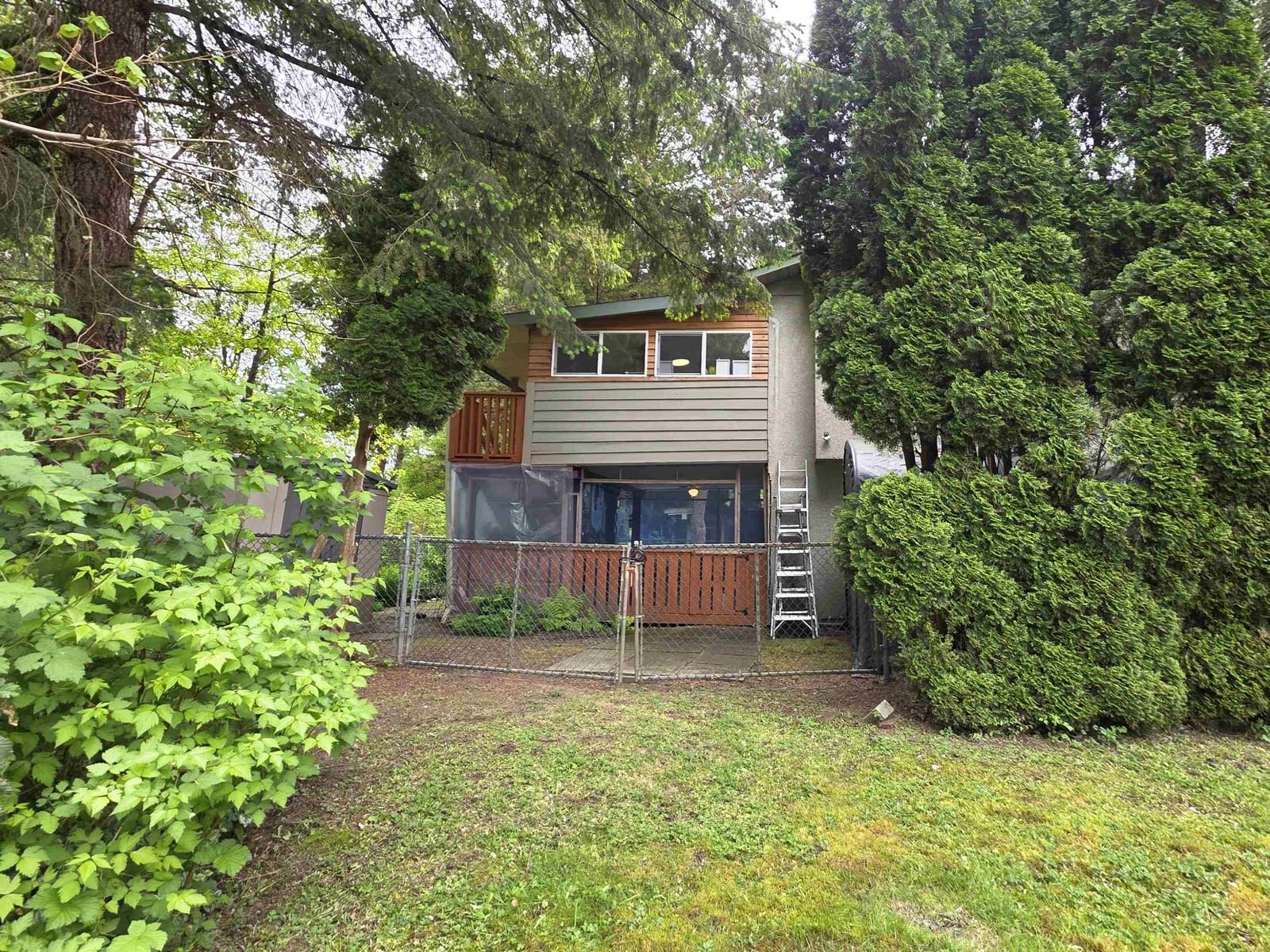 Listing Image 14