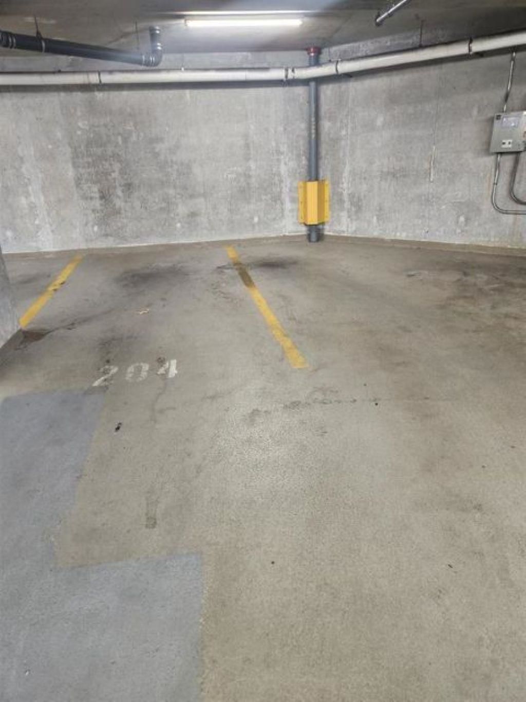 Listing Image 19