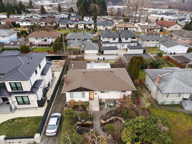 5745 Laurel Street, Burnaby, V5G 1N4 | Image 3