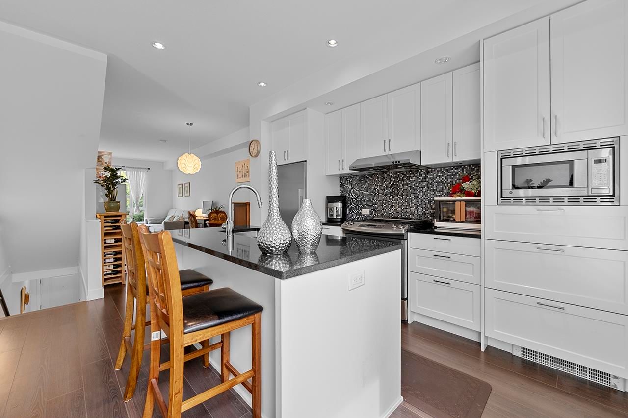 Listing Image 9
