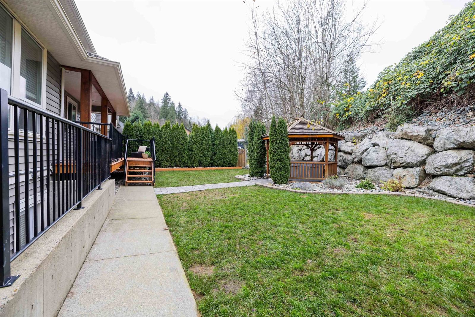 Listing Image 37