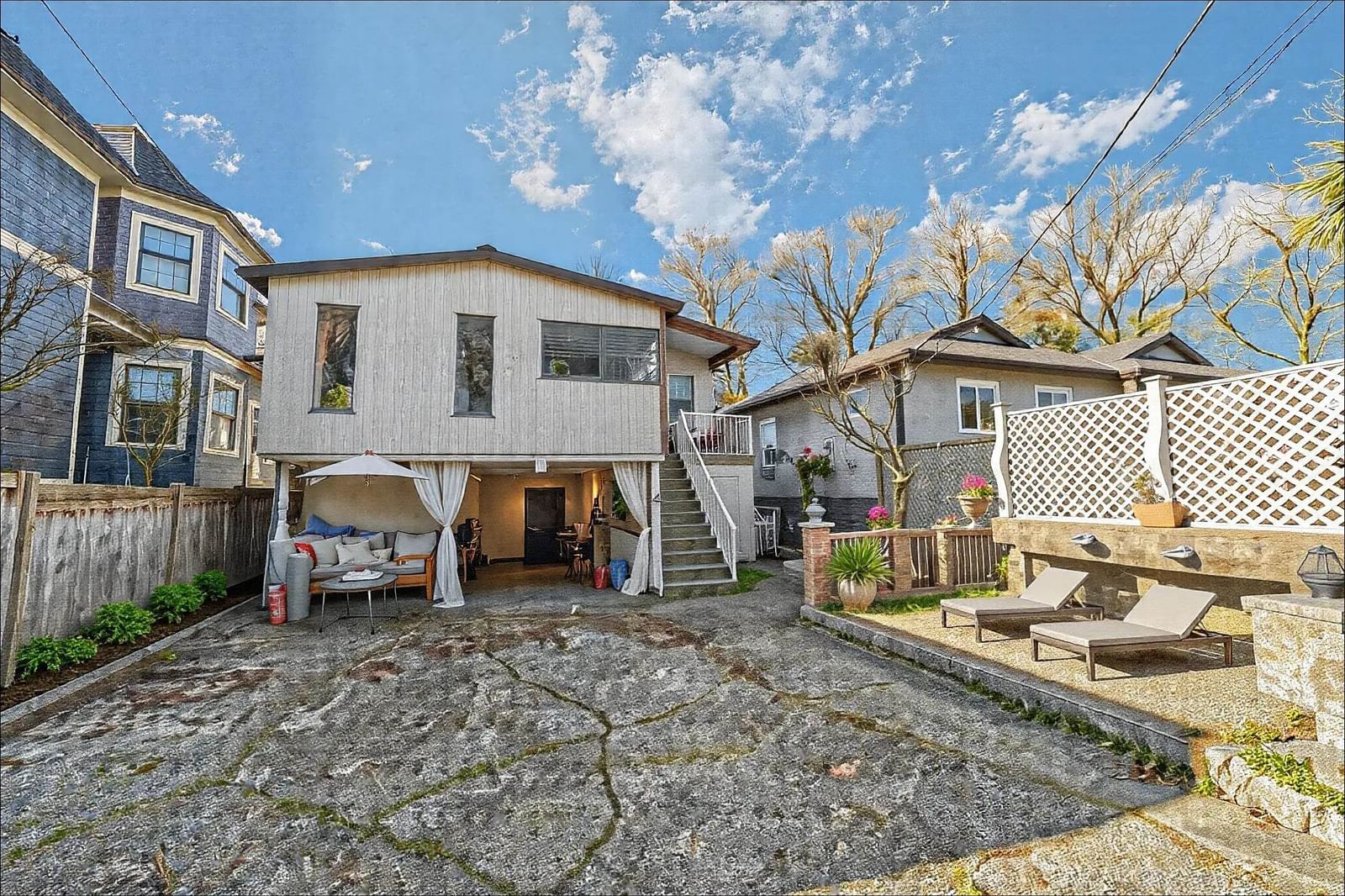 Listing Image 19
