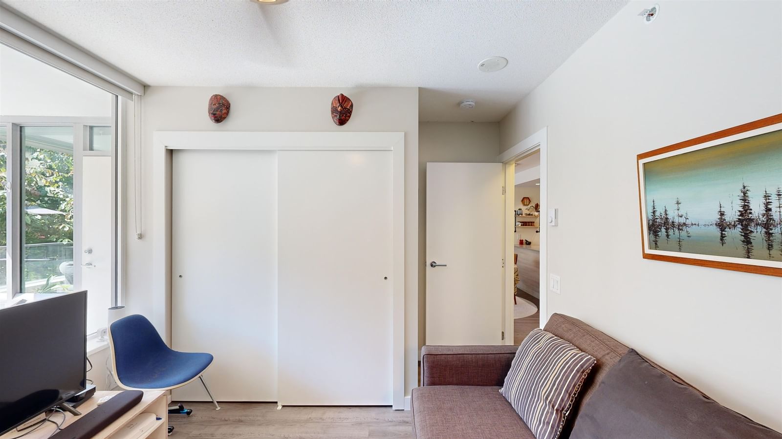 Listing Image 33