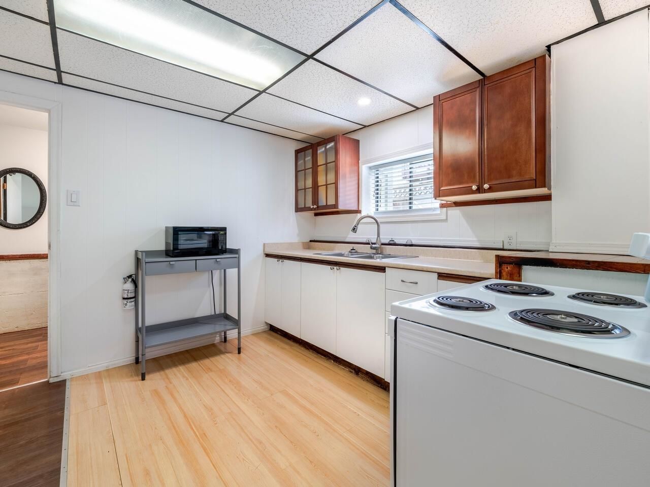 Listing Image 18