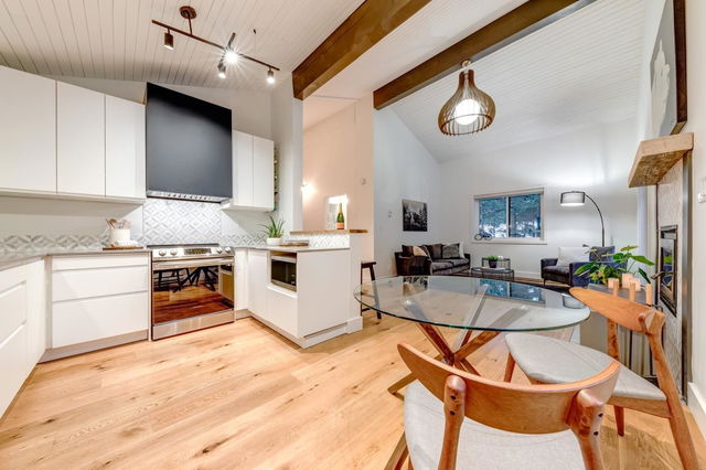 3273 Arbutus Drive