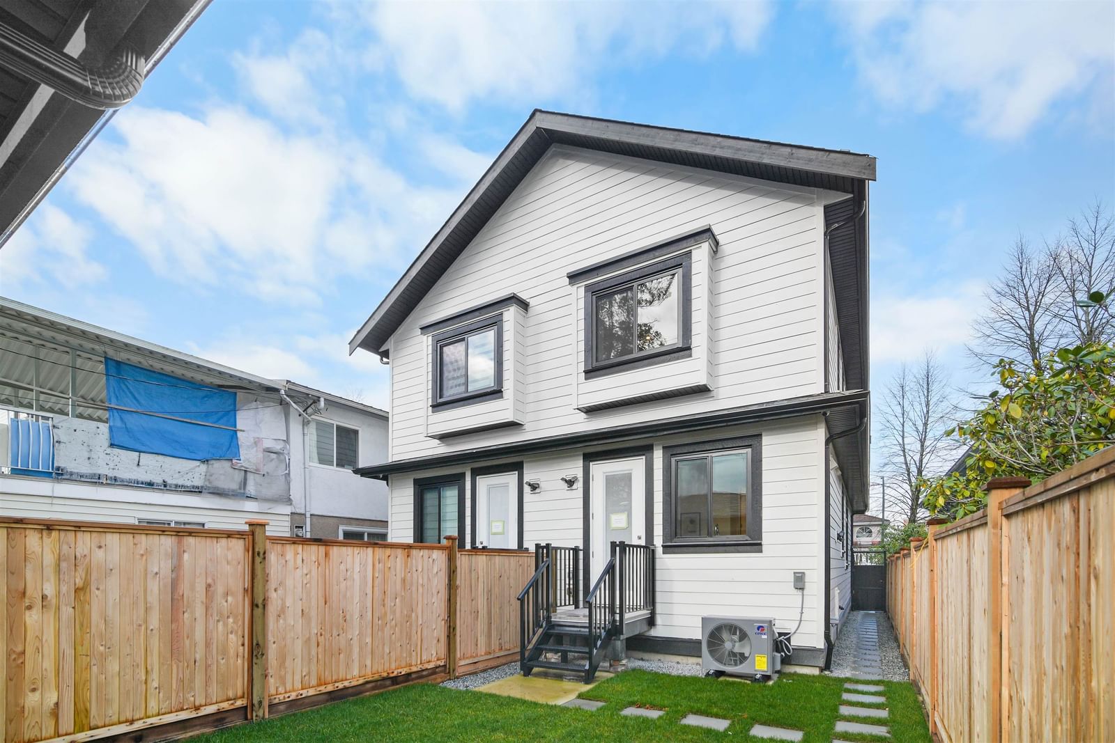 Listing Image 25