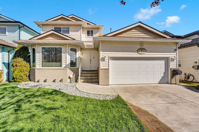 22695 Fraserbank Crescent