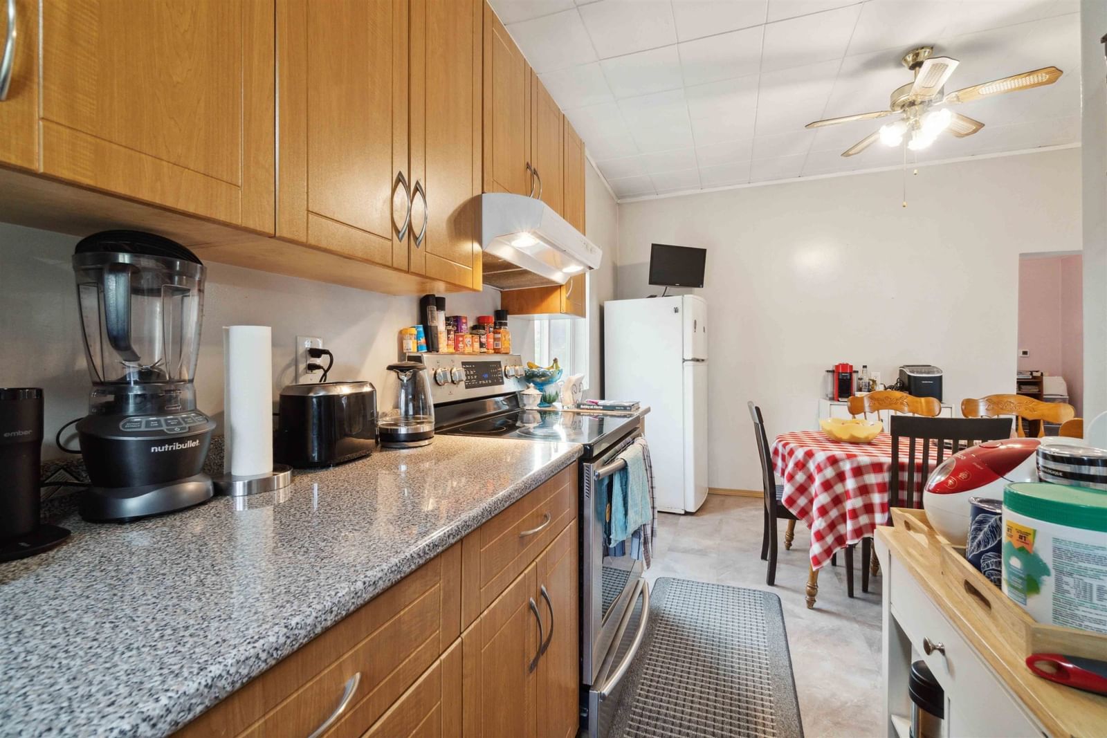 Listing Image 10